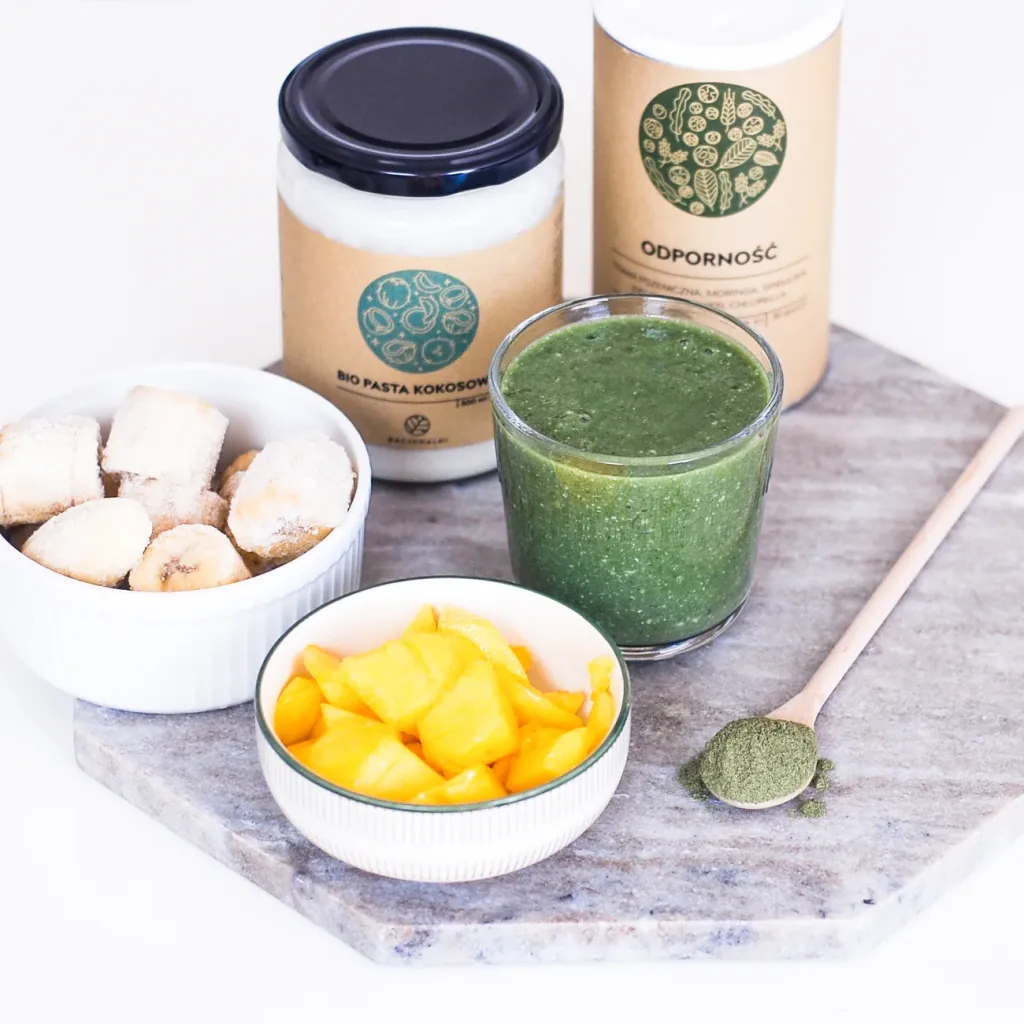 moringa-zielone-smoothie-2